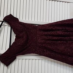 Maroon off the shoulder formal dress short